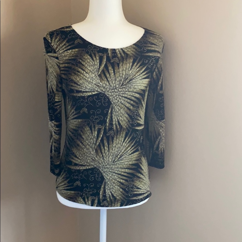 Cute stretchy top
